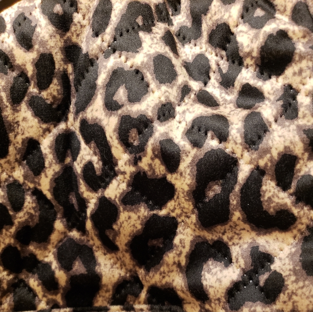 Velvet Leopard Print Puffer Bomber Jacket - Picture 5 of 5